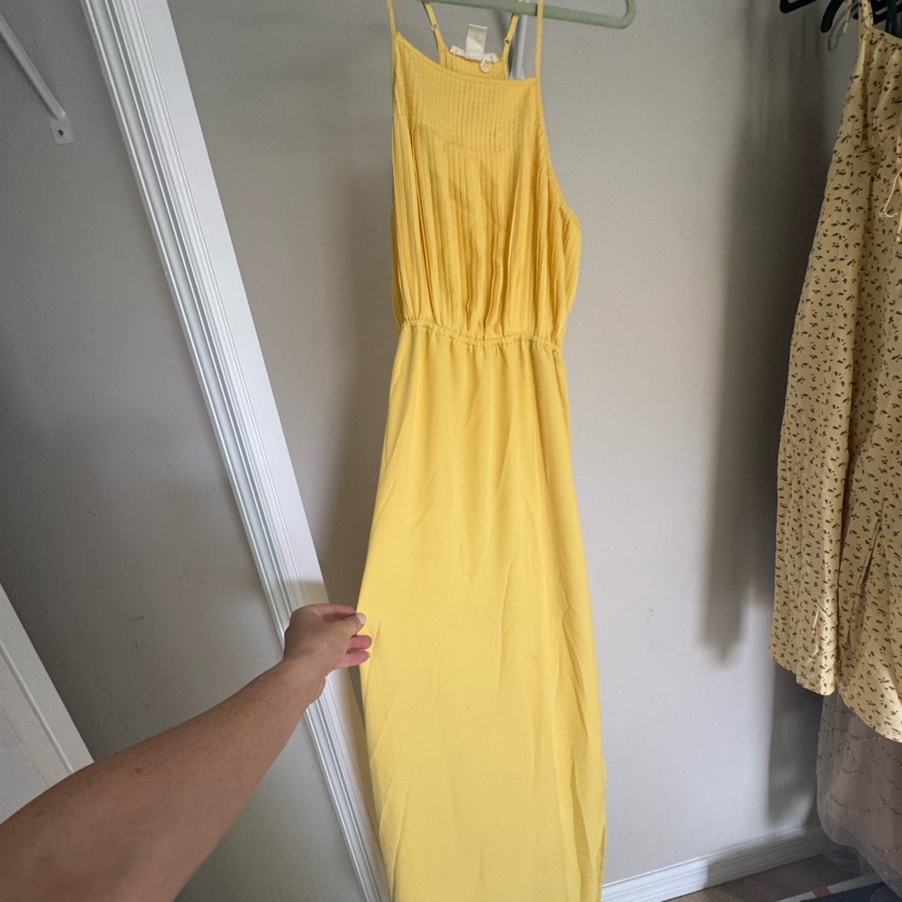 Forever 21 Sunny Yellow Maxi Dress